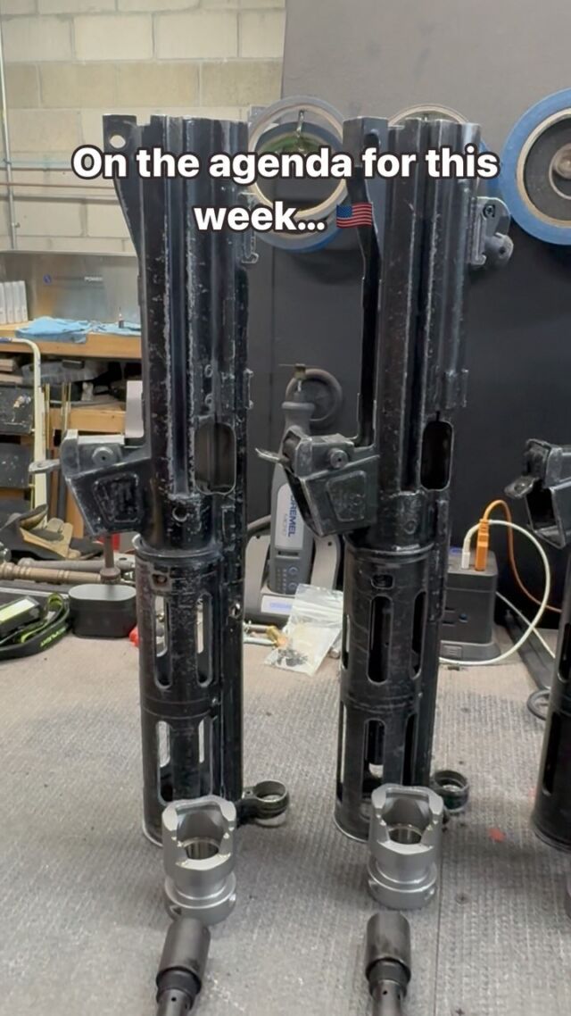 Some more salty MP5SD’s to rebuild, from our friends over at @battlefieldvegas New trunnions and barrels for all of these SD’s!! As well as fixing any other issues with these guns. Good times for sure!!! #mp5sd #roninarms #mp5
NO SALES ON INSTAGRAM!!