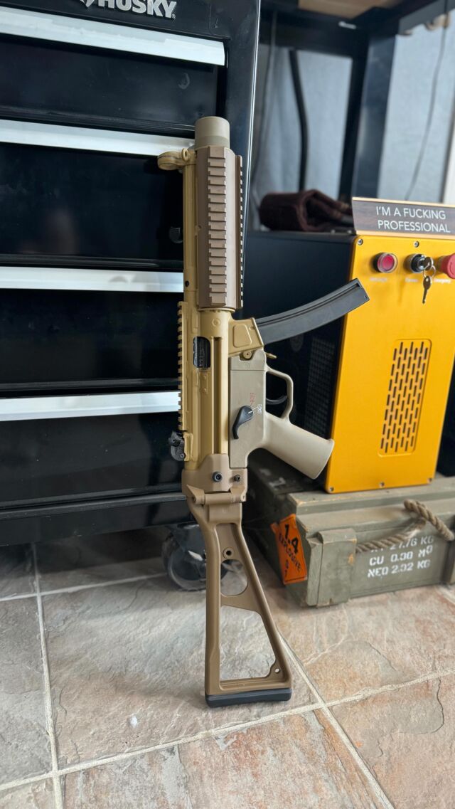 Hk SP5-SDk is alive and it is BEAUTIFUL!! Done up in ALL THE FDE’s for @1911syndicate. Such a fun project! Came out amazing!! Some HOT 115s running in it today! 🤩🔥 #sp5sd #hk #hksp5 #allthefde NO SALES ON INSTAGRAM!!